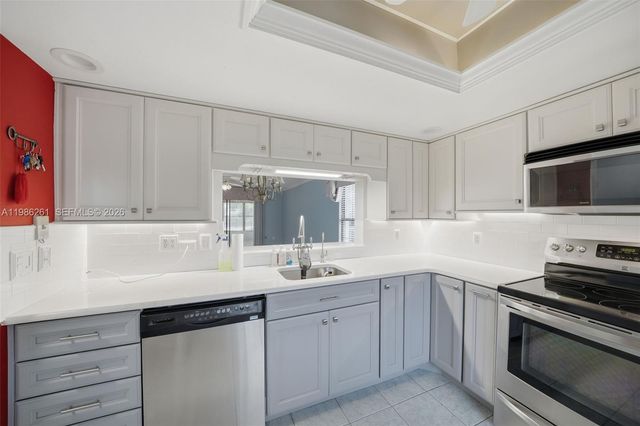 2130 Elm Street 401, Clearwater, FL 34698