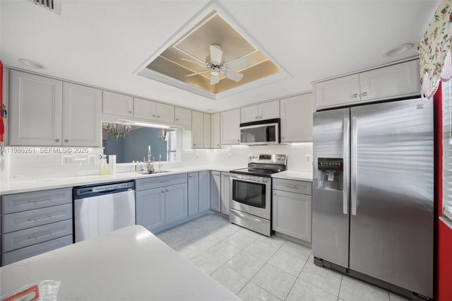 2130 Elm Street 401, Clearwater, FL 34698