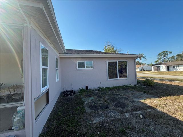 8782 LA BOCA AVENUE, North Port, FL 34287