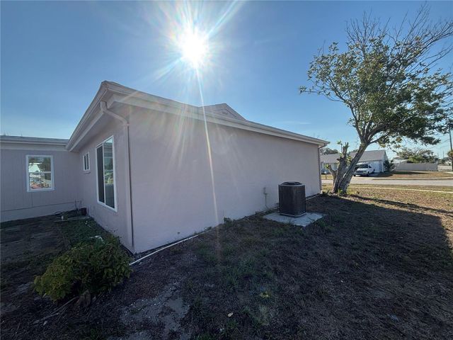 8782 LA BOCA AVENUE, North Port, FL 34287