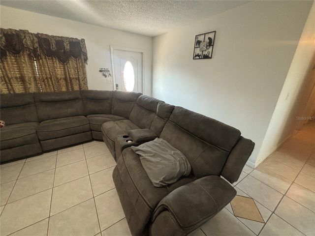 8782 LA BOCA AVENUE, North Port, FL 34287