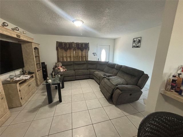8782 LA BOCA AVENUE, North Port, FL 34287
