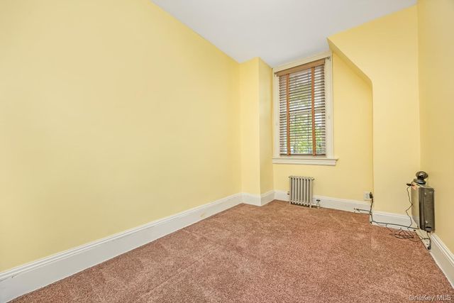 65-56 77th Place, Middle Village, NY 11379
