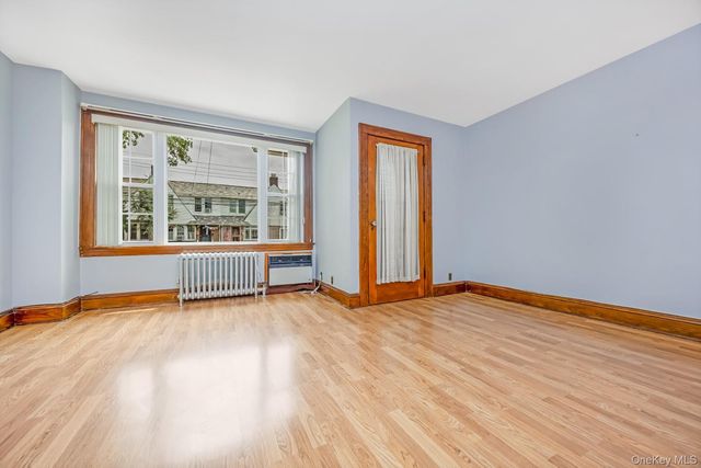 65-56 77th Place, Middle Village, NY 11379