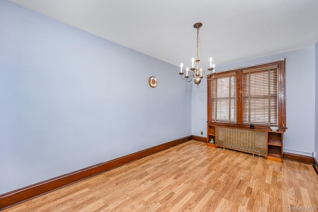 65-56 77th Place, Middle Village, NY 11379