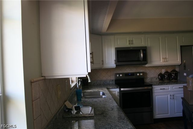 20919 Villareal WAY, North Fort Myers, FL 33917