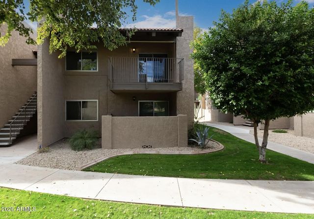 5525 E THOMAS Road Q8, Phoenix, AZ 85018