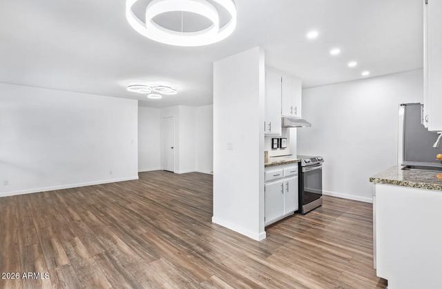 5525 E THOMAS Road Q8, Phoenix, AZ 85018