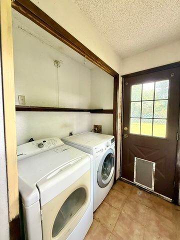 205 Lake Street, Mooringsport, LA 71060