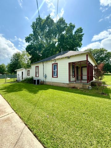205 Lake Street, Mooringsport, LA 71060