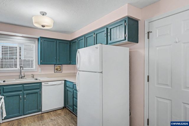 1036 Charlene St S, Salem, OR 97306