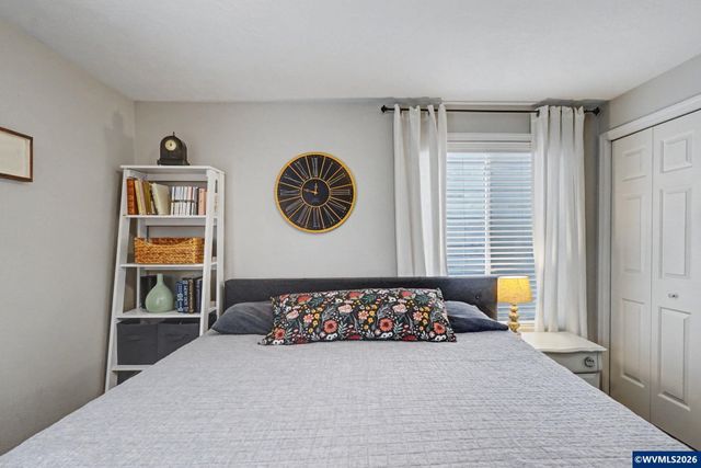 1036 Charlene St S, Salem, OR 97306