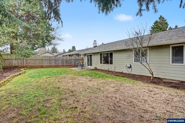 1036 Charlene St S, Salem, OR 97306