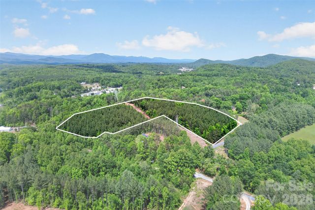 99999 Wright Road, Marion, NC 28752
