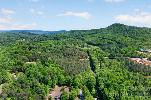 99999 Wright Road, Marion, NC 28752