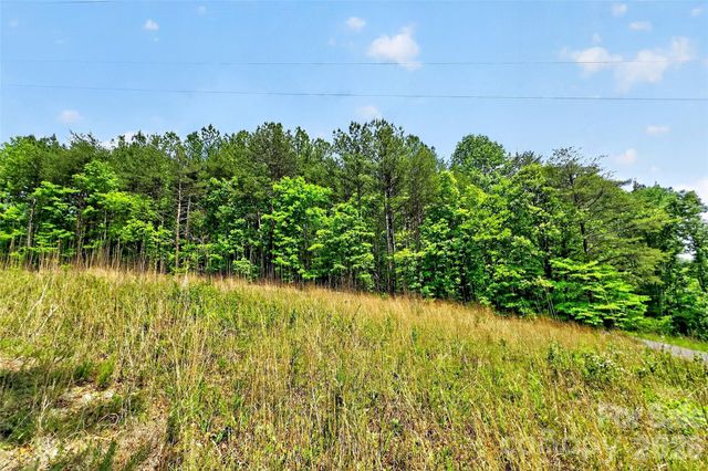 99999 Wright Road, Marion, NC 28752