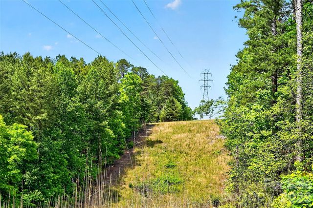 99999 Wright Road, Marion, NC 28752