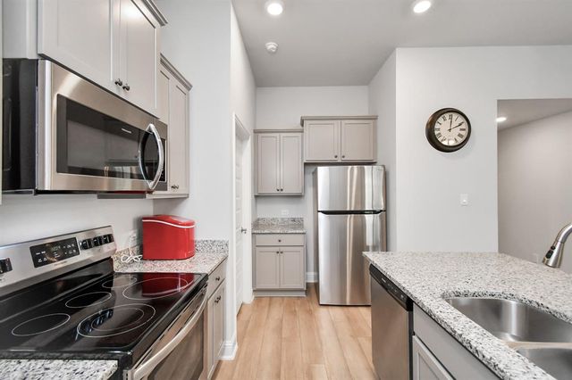 333 Bryan Way, Angleton, TX 77515