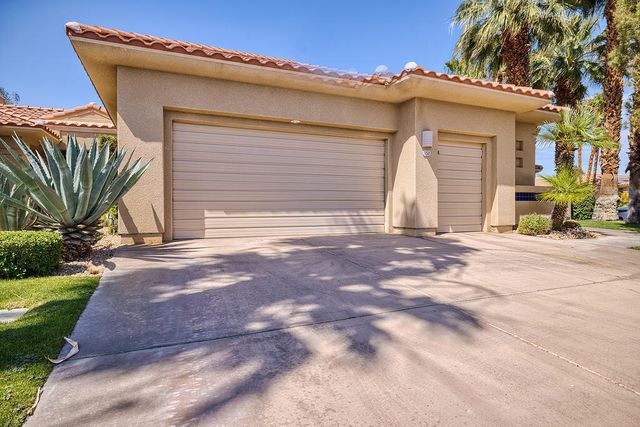 152 Kavenish Drive, Rancho Mirage, CA 92270