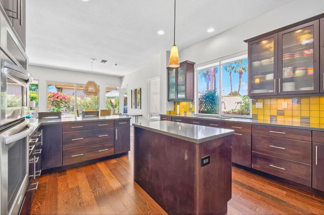 152 Kavenish Drive, Rancho Mirage, CA 92270