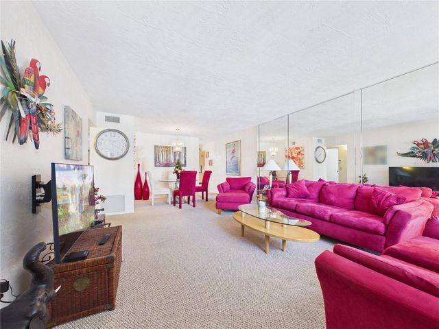 2462 BRAZILIA DRIVE 42, Clearwater, FL 33763