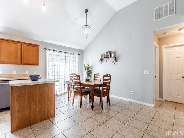 4627 Erinwood Court, Evansville, IN 47725