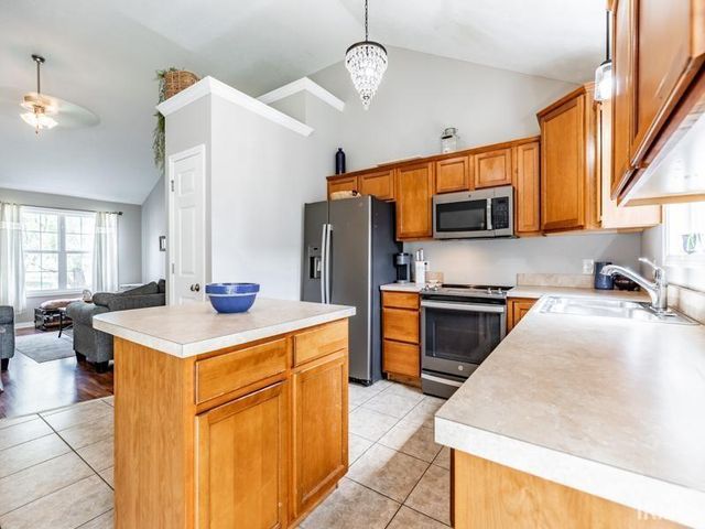 4627 Erinwood Court, Evansville, IN 47725