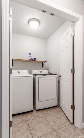4627 Erinwood Court, Evansville, IN 47725