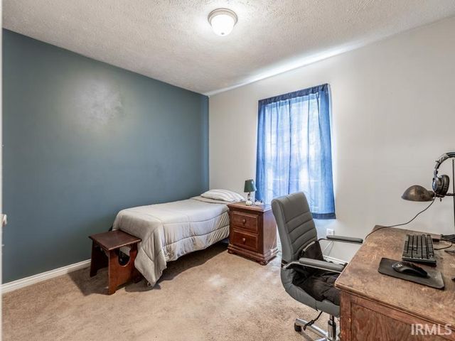4627 Erinwood Court, Evansville, IN 47725
