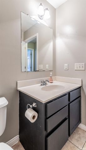 4627 Erinwood Court, Evansville, IN 47725