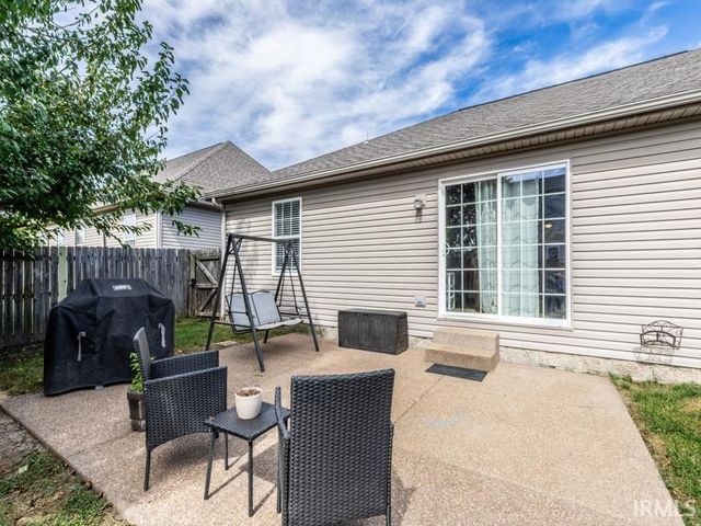 4627 Erinwood Court, Evansville, IN 47725