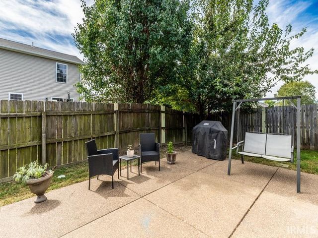 4627 Erinwood Court, Evansville, IN 47725