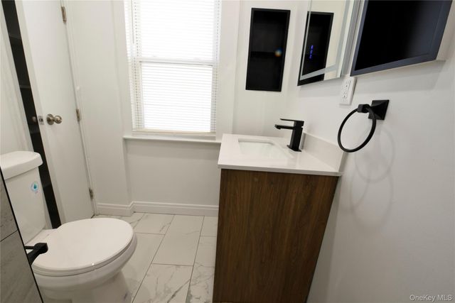 188-11 104th Avenue, Saint Albans, NY 11412