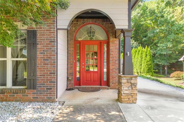 383 Spinner Drive, Jefferson, GA 30549