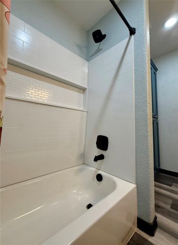 1384 Rs County Road 1235, Point, TX 75472