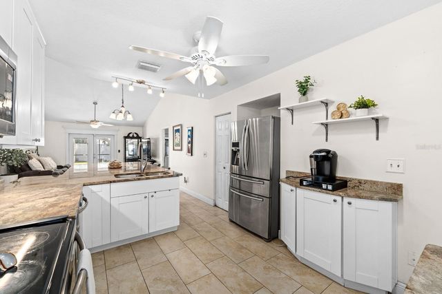 2022 RUDDER DRIVE, Valrico, FL 33594