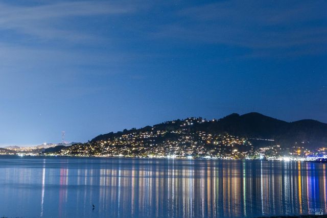 448 Greenwood Beach Rd, Tiburon, CA 94920