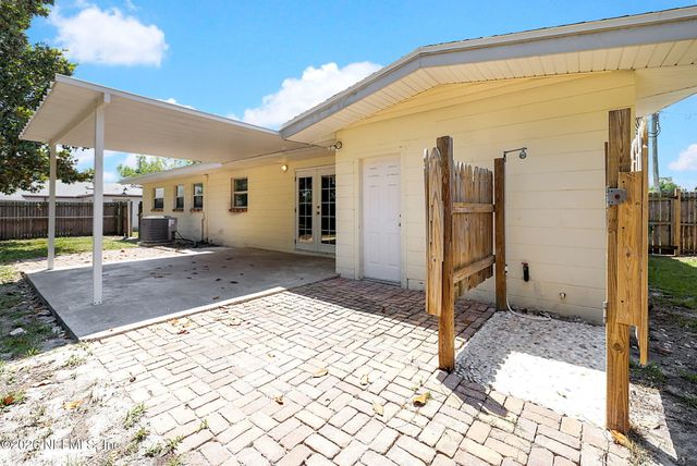 11 MILLIE Drive, Jacksonville Beach, FL 32250