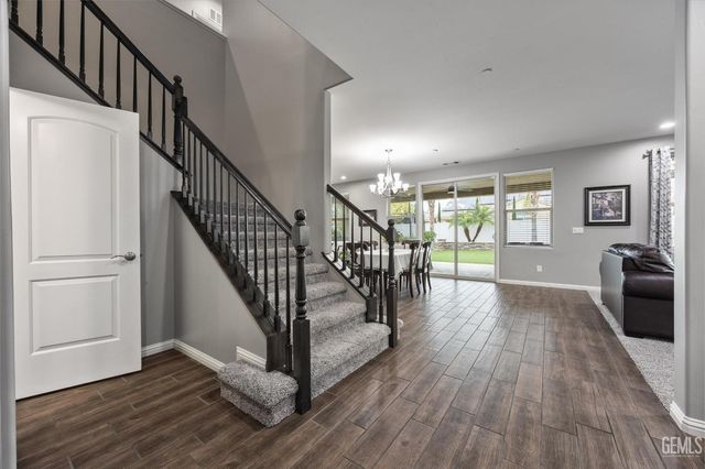 13702 Pemberley Passage Avenue, Bakersfield, CA 93311