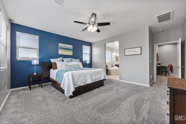 13702 Pemberley Passage Avenue, Bakersfield, CA 93311