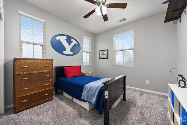 13702 Pemberley Passage Avenue, Bakersfield, CA 93311