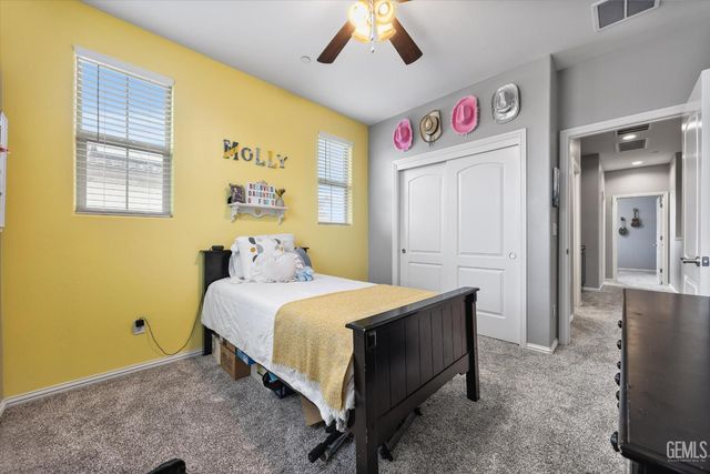 13702 Pemberley Passage Avenue, Bakersfield, CA 93311