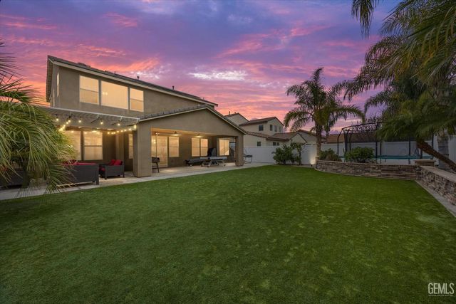 13702 Pemberley Passage Avenue, Bakersfield, CA 93311