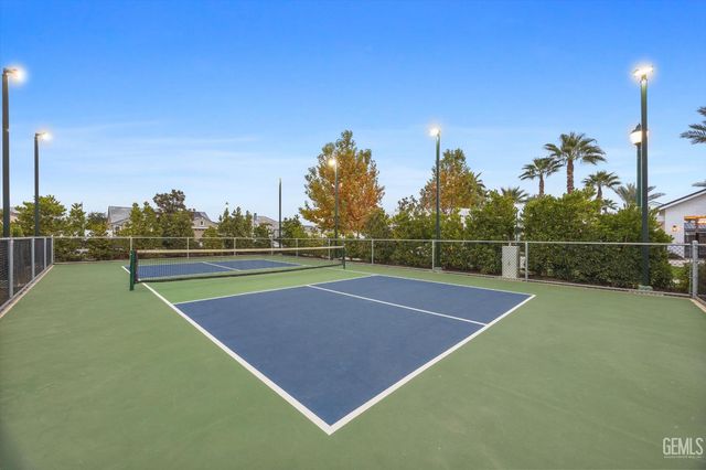 13702 Pemberley Passage Avenue, Bakersfield, CA 93311