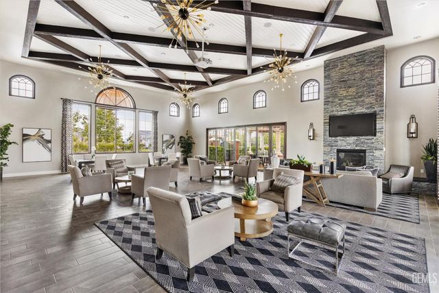 13702 Pemberley Passage Avenue, Bakersfield, CA 93311