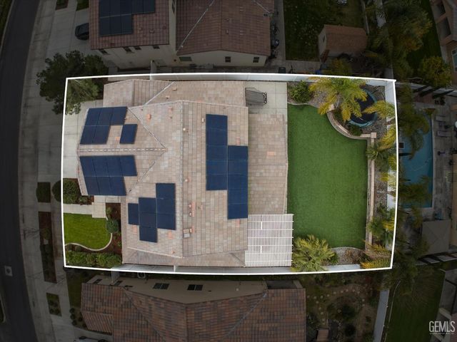 13702 Pemberley Passage Avenue, Bakersfield, CA 93311