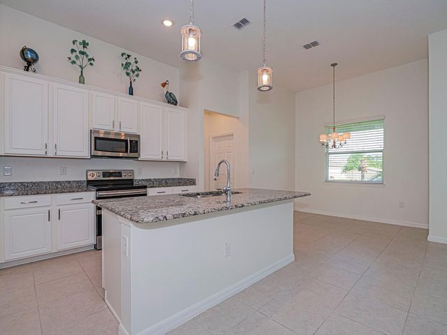 1439 Graves Street, Palm Bay, FL 32909