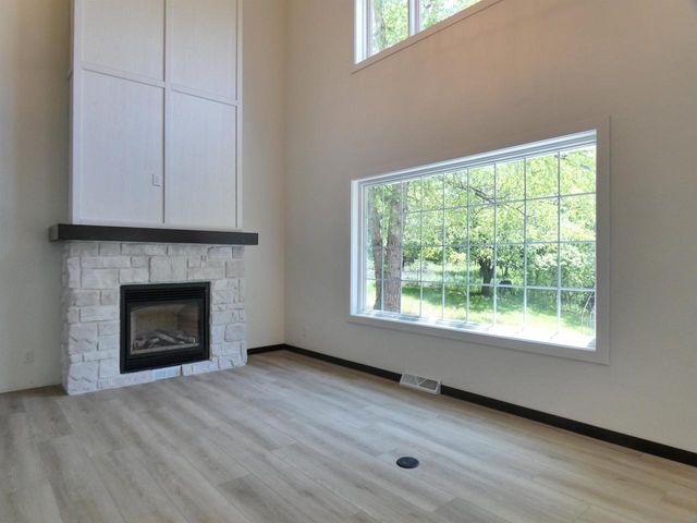 455 BIALOZYNSKI ROAD, Pulaski, WI 54162