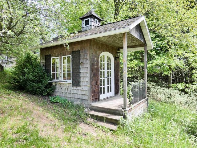455 BIALOZYNSKI ROAD, Pulaski, WI 54162