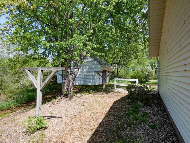 455 BIALOZYNSKI ROAD, Pulaski, WI 54162